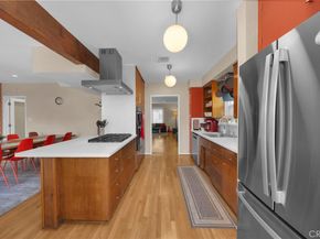 134 Bennett, Long Beach CA 90803