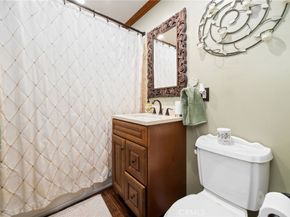 11442 212th St, Lakewood CA 90715