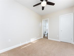1412 Ravenna, Wilmington CA 90744