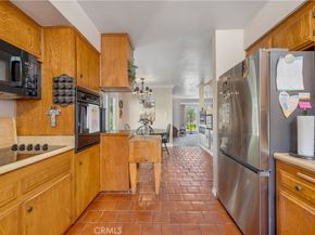 1709 Harbor Way, Seal Beach CA 90740