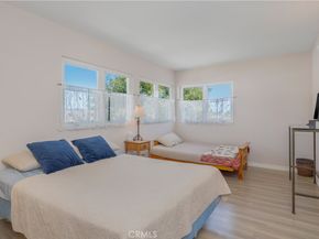 1709 Harbor Way, Seal Beach CA 90740