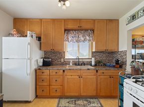 3711 Lemon, Long Beach CA 90807