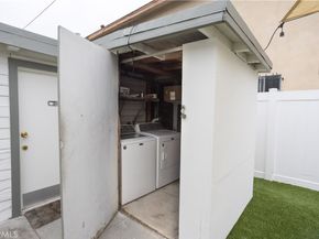 1012 Temple Ave, Long Beach CA 90804