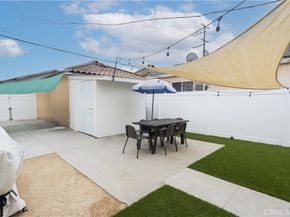 1012 Temple Ave, Long Beach CA 90804