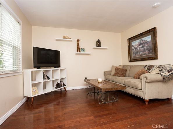 1012 Temple Ave, Long Beach CA 90804