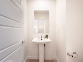 1065 Sage, Gardena CA 90247