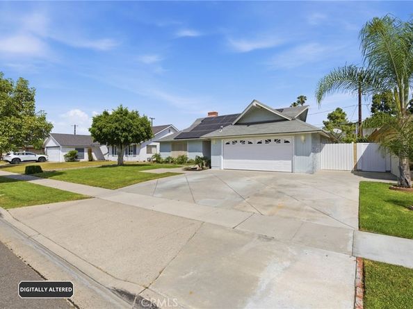 1935 W Chanticleer, Anaheim CA 92804