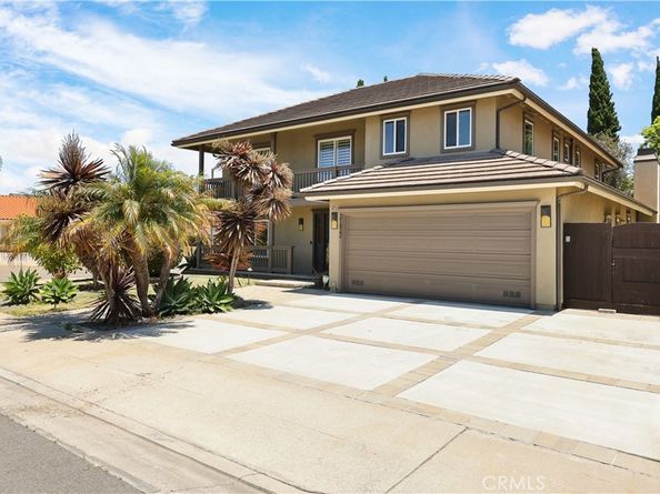 21822 Seacrest Ln, Huntington Beach CA 92646