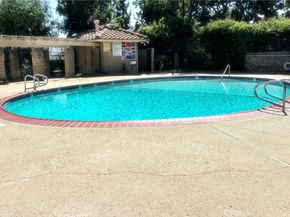 1049 W Pine c, Upland CA 91786