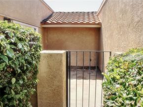 1049 W Pine c, Upland CA 91786