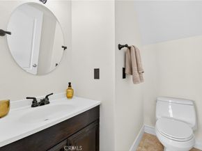 1216 Ashmill, Carson CA 90745