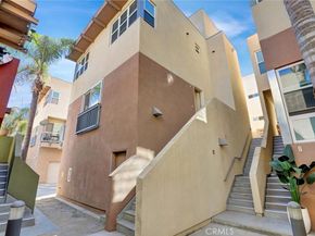 302 E 19th Street 7, Long Beach CA 90806