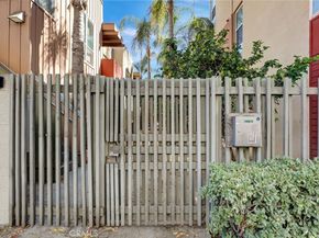 302 E 19th Street 7, Long Beach CA 90806