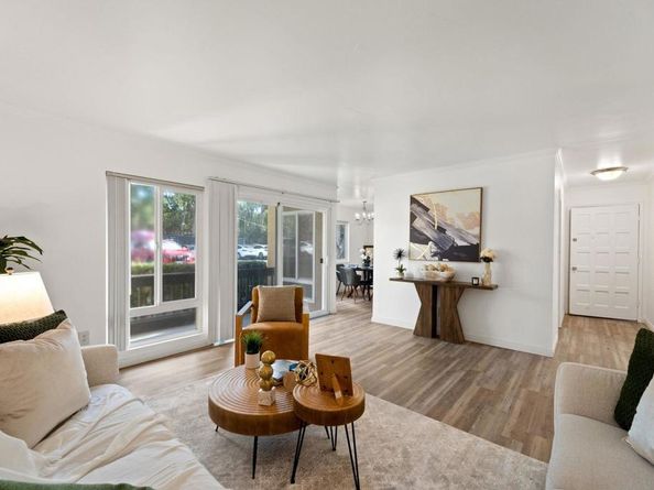 17129 W Bernardo Drive 107, San Diego CA 92127