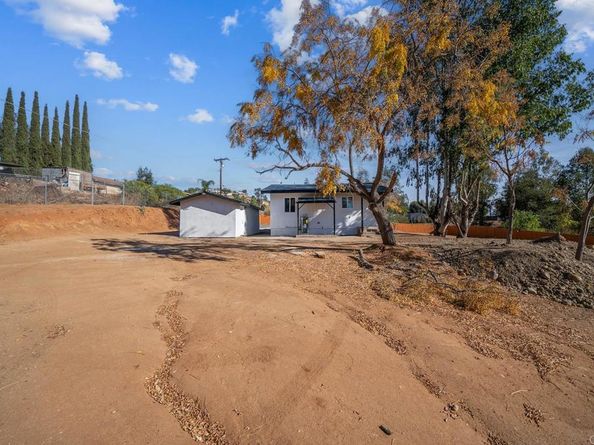 11564 Manzanita Road, Lakeside CA 92040