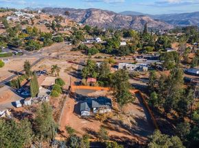 11564 Manzanita Road, Lakeside CA 92040