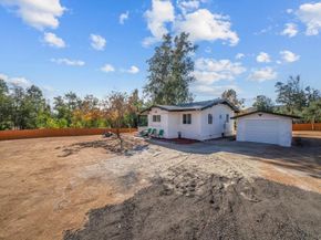 11564 Manzanita Road, Lakeside CA 92040