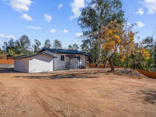 11564 Manzanita Road, Lakeside CA 92040
