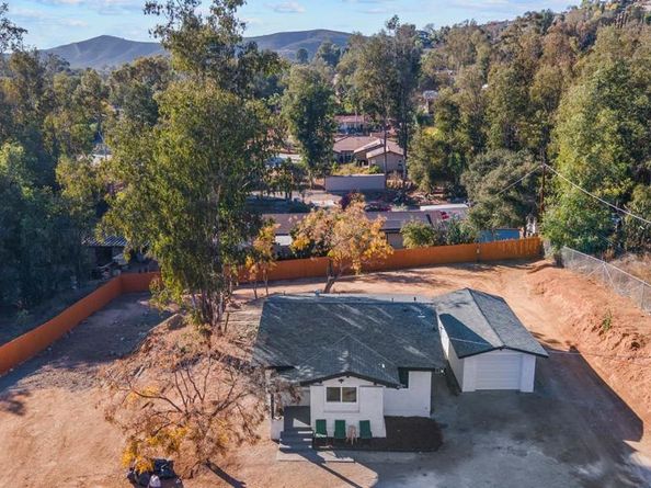 11564 Manzanita Road, Lakeside CA 92040