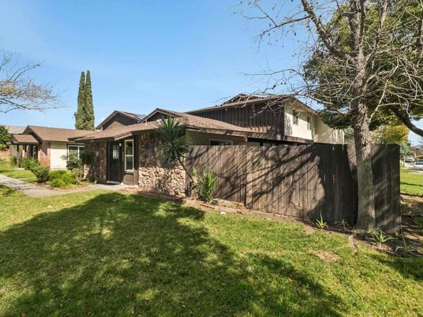 9941 Woodpark Drive, Santee CA 92071