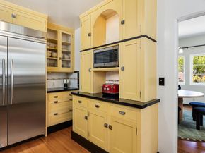3177 Lake Hollywood Drive, Los Angeles CA 90068