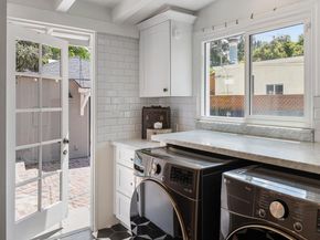 724 N Fairview Street, Burbank CA 91505