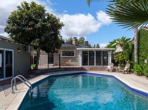 724 N Fairview Street, Burbank CA 91505