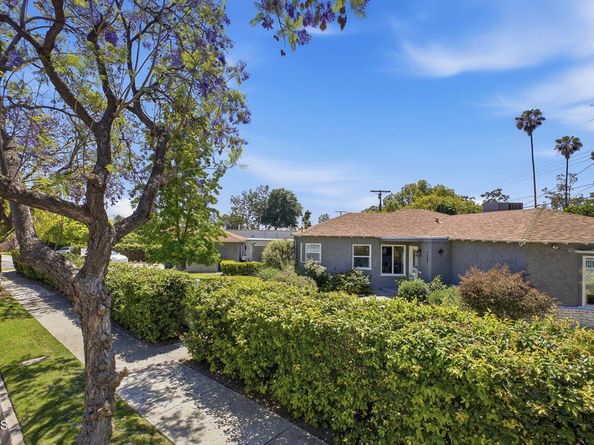 1681 Forest Avenue, Pasadena CA 91103