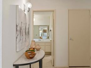360 S Euclid Avenue 116, Pasadena CA 91101