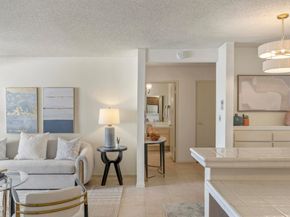 360 S Euclid Avenue 116, Pasadena CA 91101