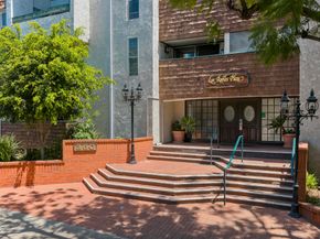 360 S Euclid Avenue 116, Pasadena CA 91101