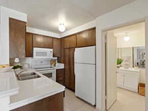 360 S Euclid Avenue 116, Pasadena CA 91101