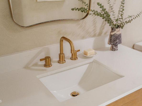 2612 Marathon Street 1/2, Los Angeles CA 90026