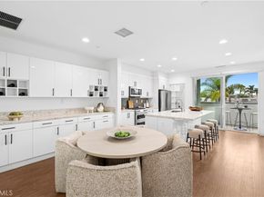 1683 Superior, Costa Mesa CA 92627