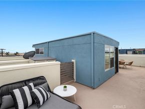 1683 Superior, Costa Mesa CA 92627