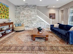 115 Primrose, Lake Forest CA 92610