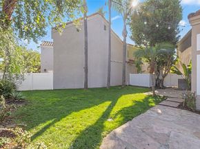 3 Del Perlatto, Irvine CA 92614