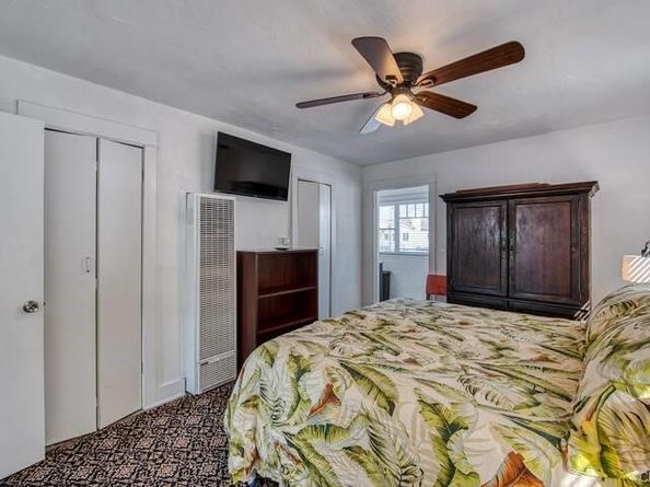 1825 W Balboa Boulevard, Newport Beach CA 92663