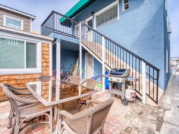 1825 W Balboa Boulevard, Newport Beach CA 92663