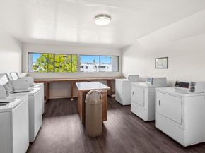 1020 E Washington Avenue 88, Escondido CA 92025