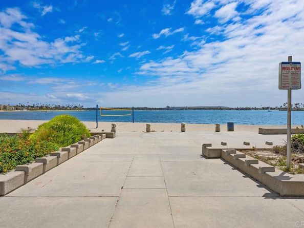 4007 Everts Street 4H, San Diego CA 92109