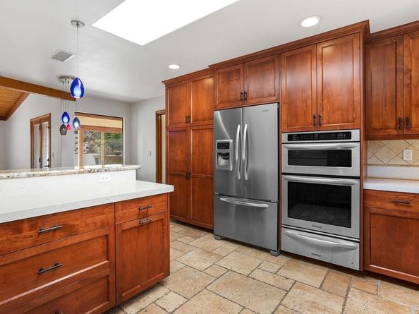 4000 James Drive, Carlsbad CA 92008