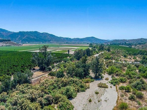 308 Cueva Glen, Escondido CA 92025