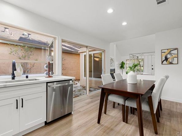 10573 Caminito Flores, San Diego CA 92126