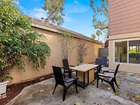 10573 Caminito Flores, San Diego CA 92126