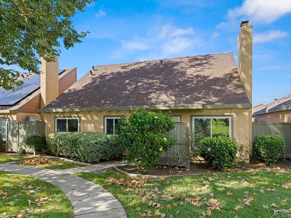 10573 Caminito Flores, San Diego CA 92126