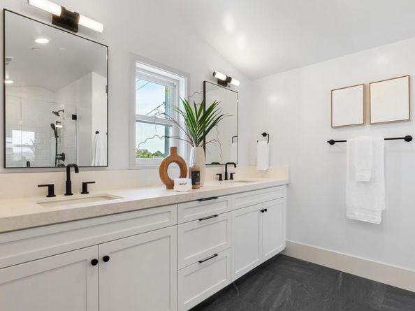 322 Chinquapin Avenue, Carlsbad CA 92008