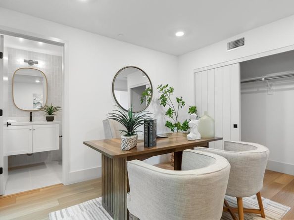 322 Chinquapin Avenue, Carlsbad CA 92008