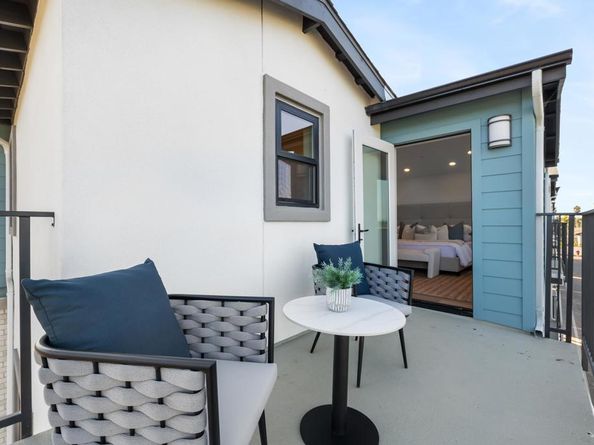 322 Chinquapin Avenue, Carlsbad CA 92008