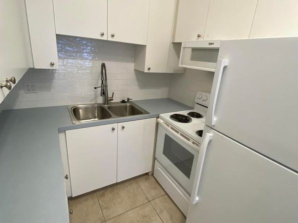 1134 38 E 5th Ave, Escondido CA 92025